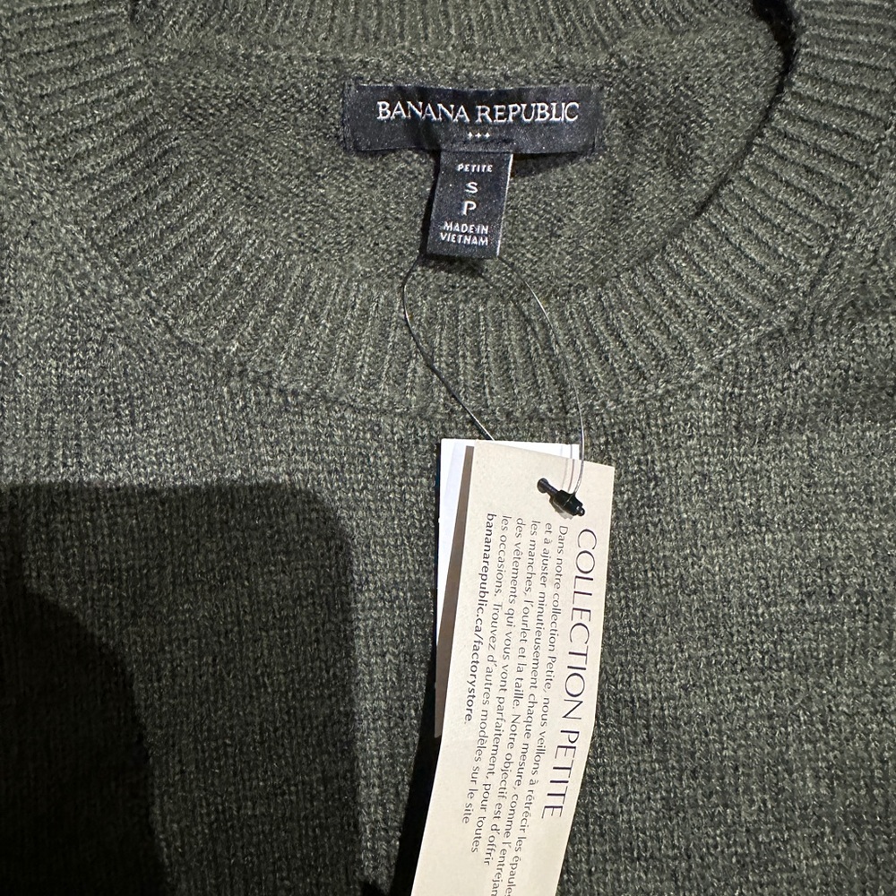 BNWT- BANANA REPUBLIC • Women’s crewneck sweater - Picture 2 of 5